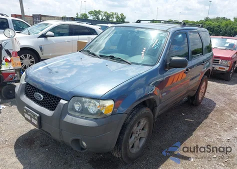 2005 Ford Escape Xlt из США, поврежденный, VIN 1FMCU93115KA39021
